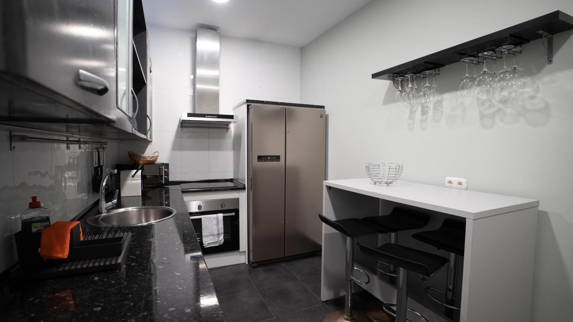 Centrico, Junto A Estacion De Bus/Tren, Y Playas Apartment San Sebastian Ngoại thất bức ảnh